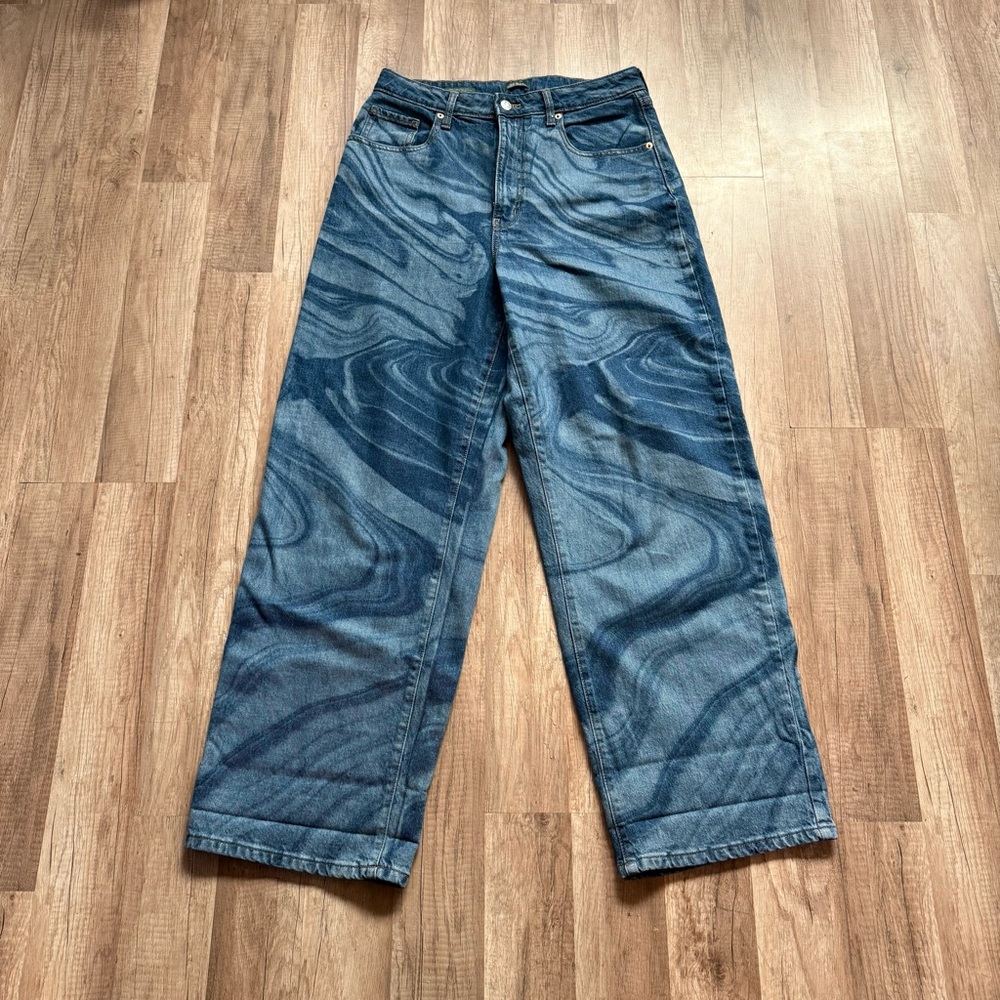 Wild Fable Highest Rise Baggy Blue Jeans With Swirl Pattern Women’s 10